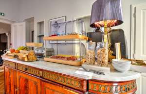 SALLE PETIT DEJEUNER